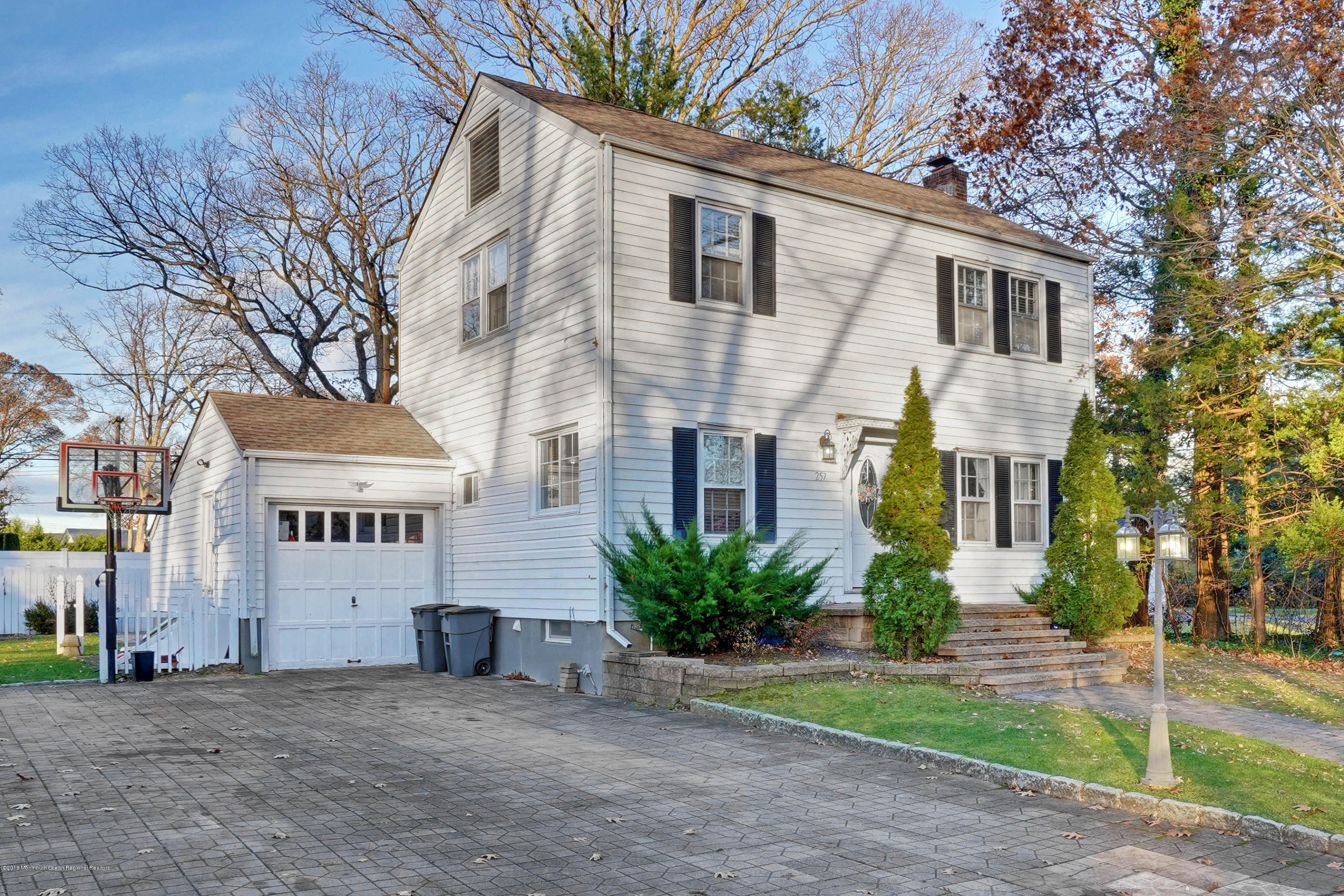 257 Lawrence Avenue Oakhurst NJ 07755