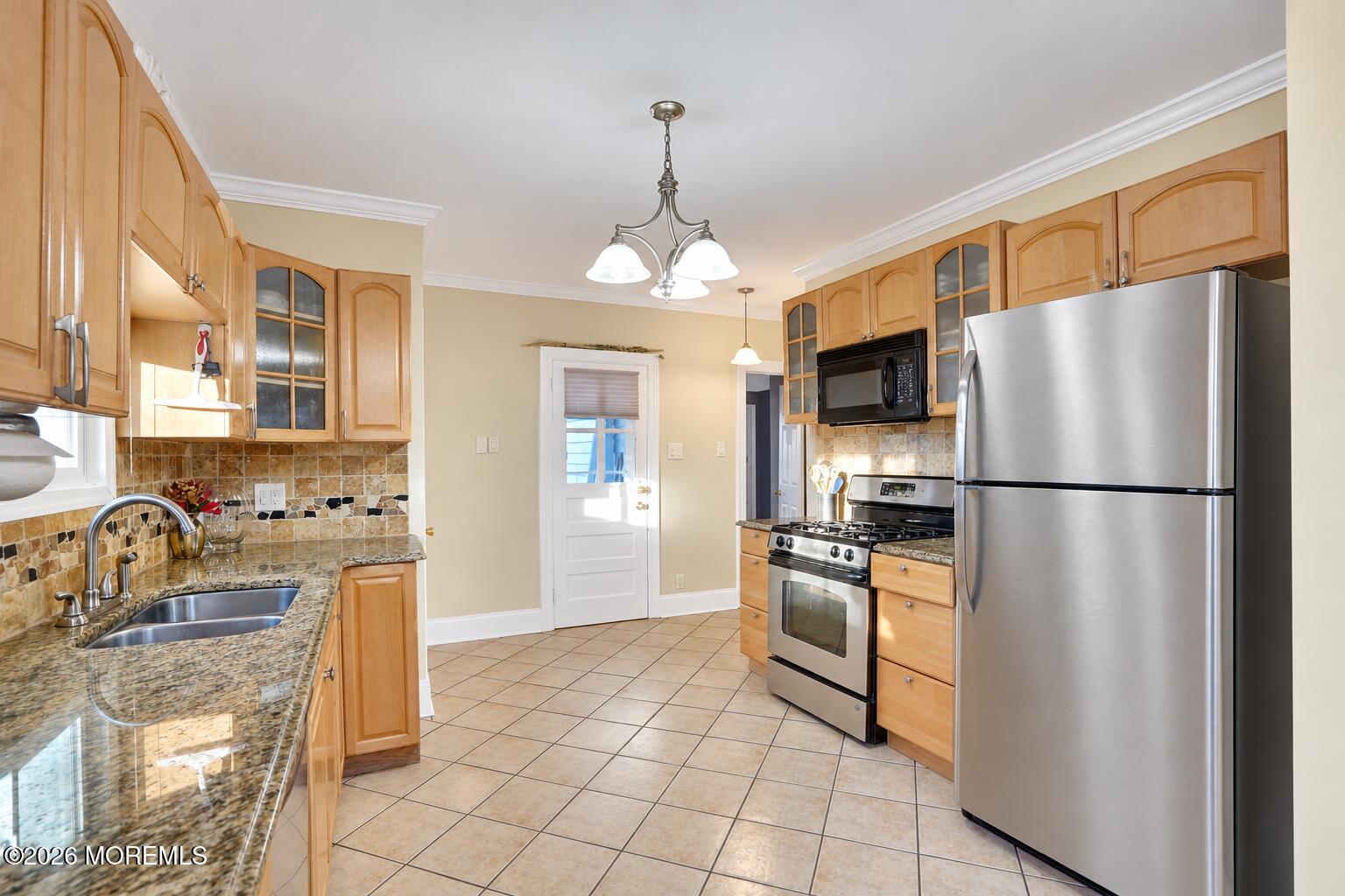257 Lawrence Avenue Oakhurst NJ 07755