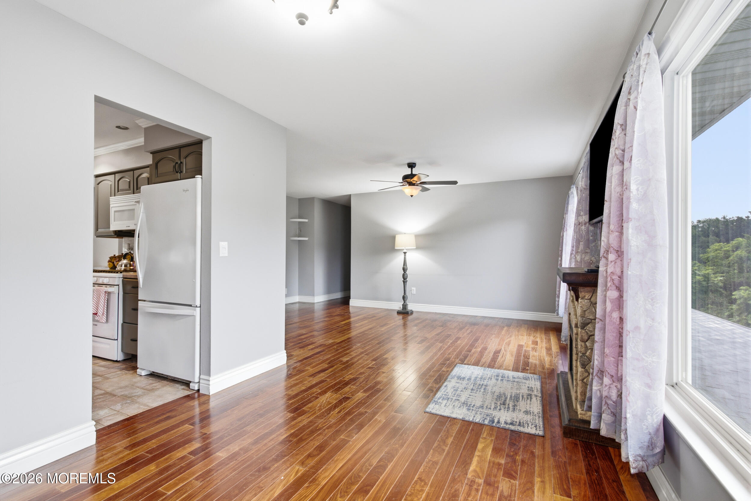 652 Brookside Drive Toms River NJ 08753