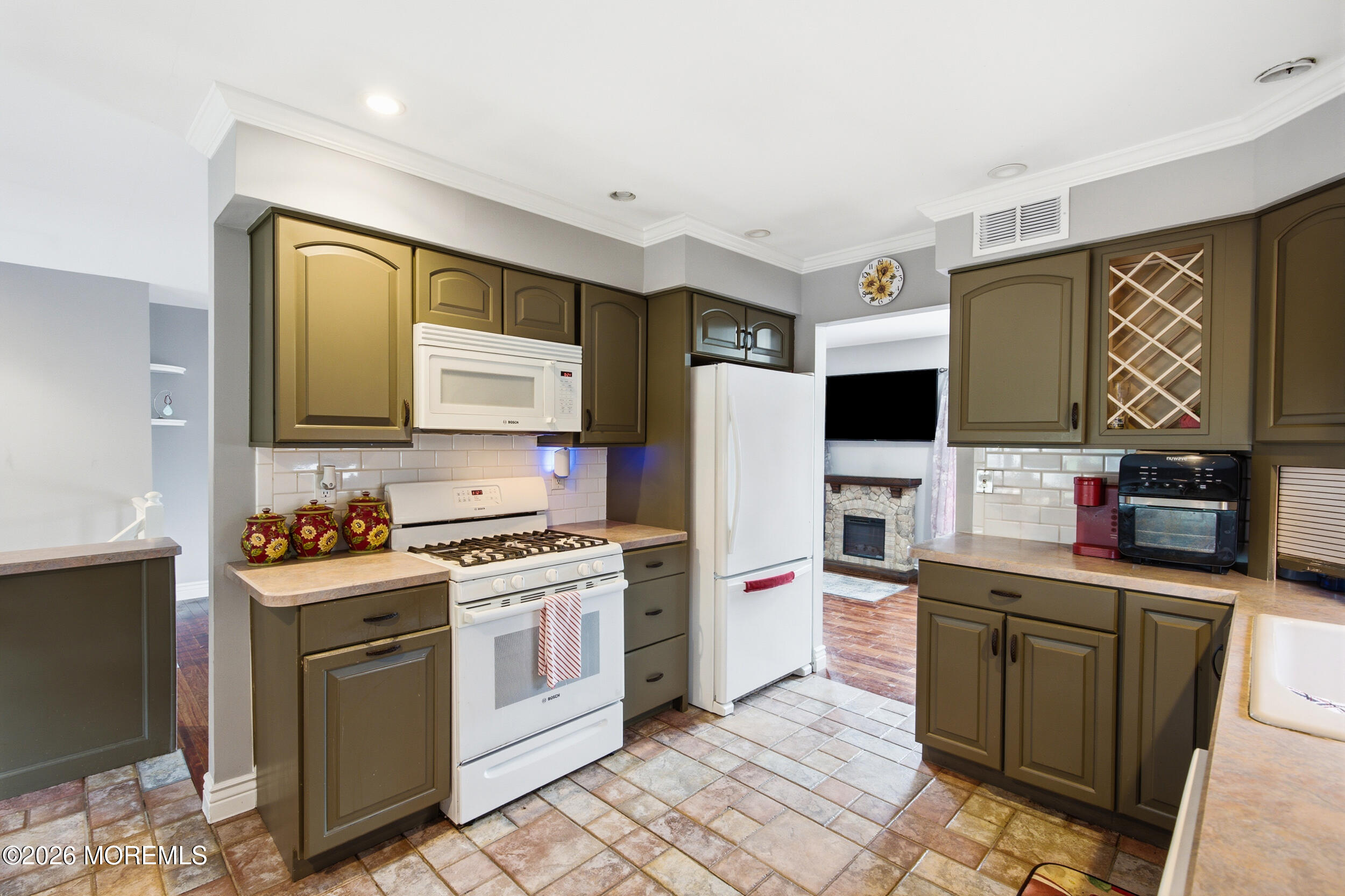 652 Brookside Drive Toms River NJ 08753