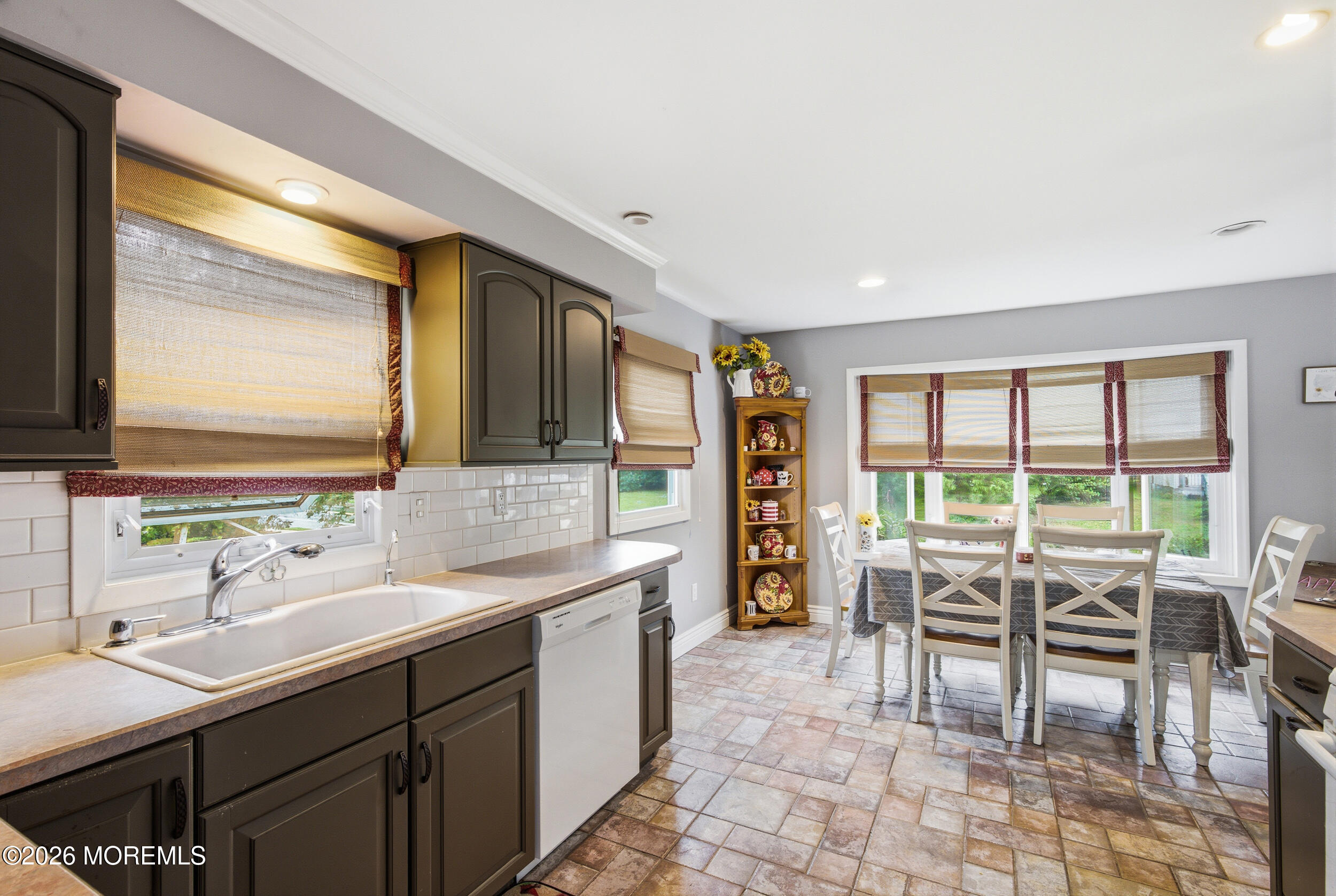 652 Brookside Drive Toms River NJ 08753