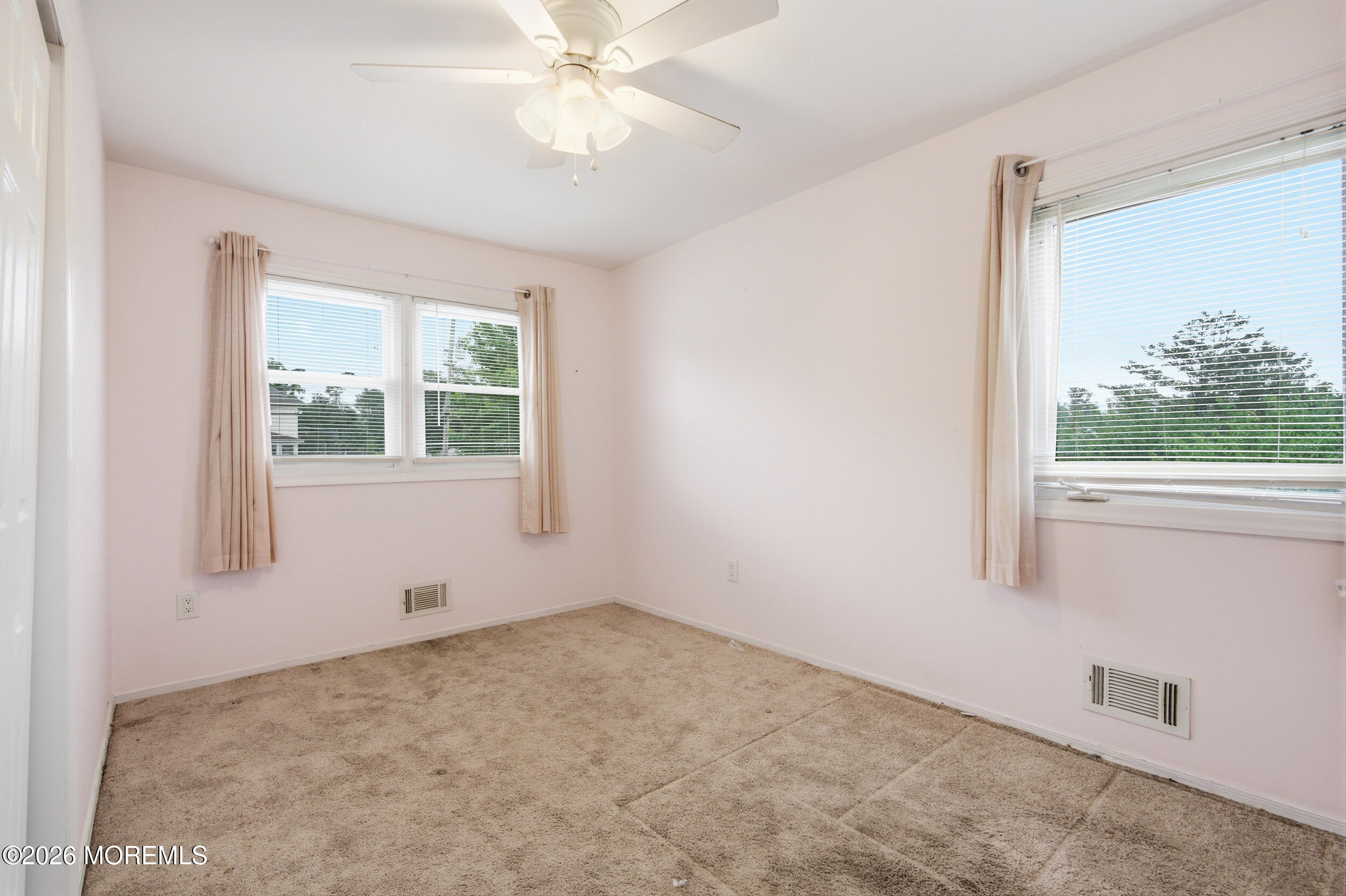 652 Brookside Drive Toms River NJ 08753