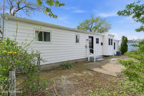 1066 Overlook Drive Toms River NJ 08753