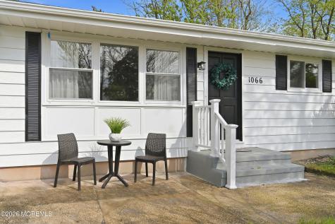 1066 Overlook Drive Toms River NJ 08753