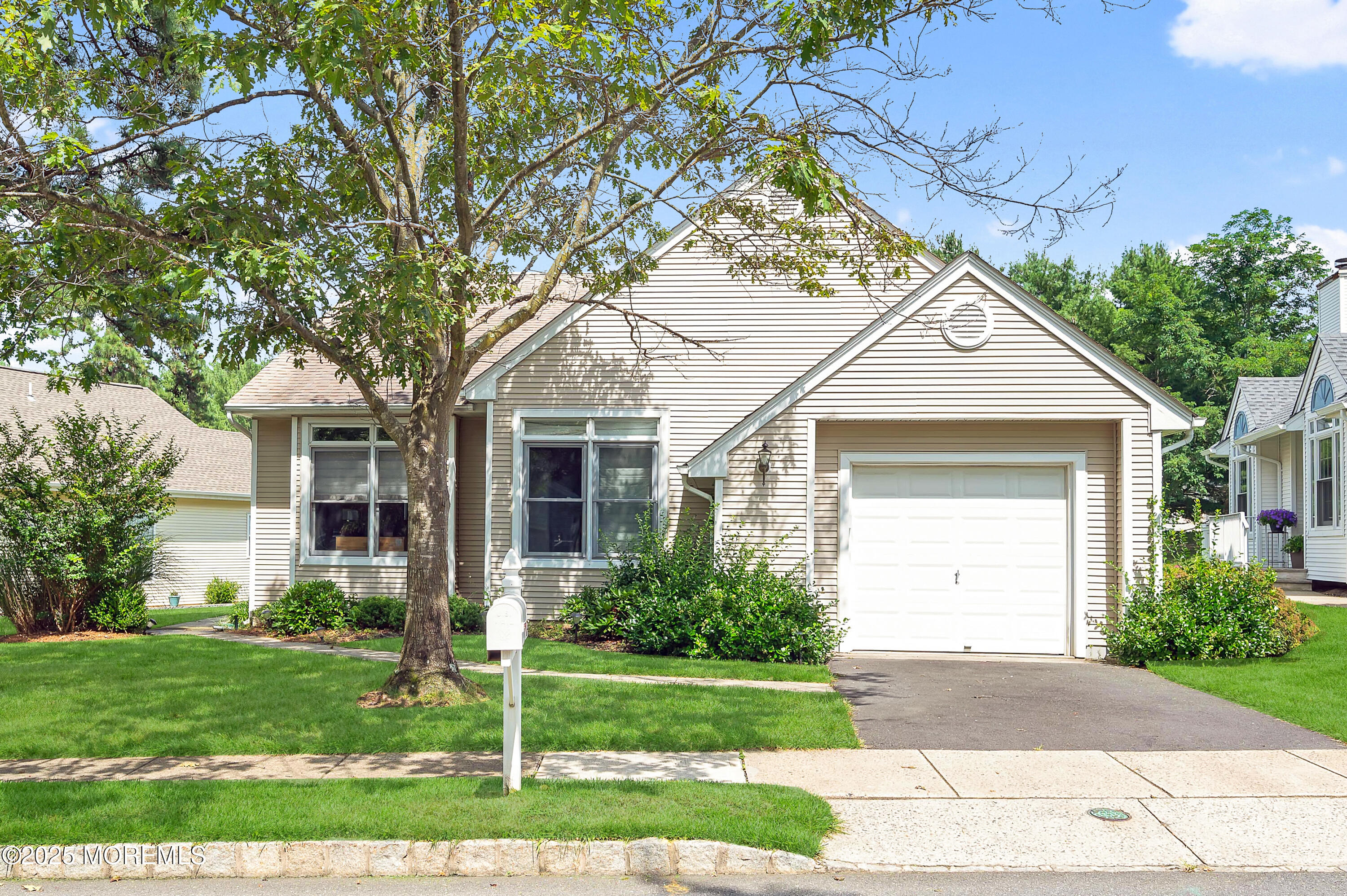 12 Springlawn Drive Lakewood NJ 08701