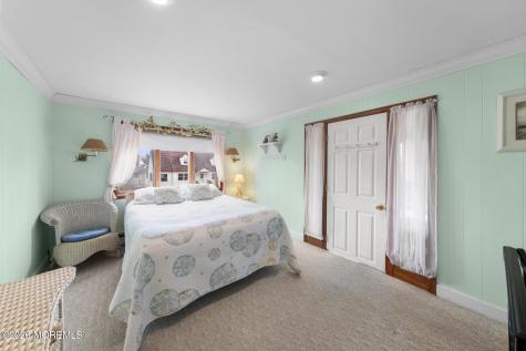 24 W New Jersey Avenue Long Beach Twp NJ 08008