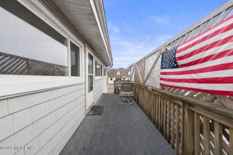 24 W New Jersey Avenue Long Beach Twp NJ 08008