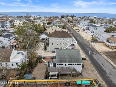 24 W New Jersey Avenue Long Beach Twp NJ 08008