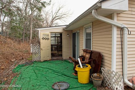 31 A Poinsettia Court Lakewood NJ 08701