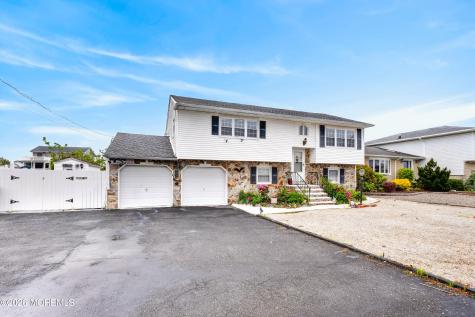 38 Tobago Avenue Toms River NJ 08753