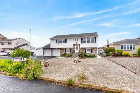 38 Tobago Avenue Toms River NJ 08753