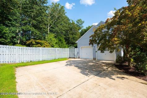 20 Bittersweet Drive Jackson NJ 08527