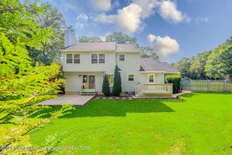 20 Bittersweet Drive Jackson NJ 08527