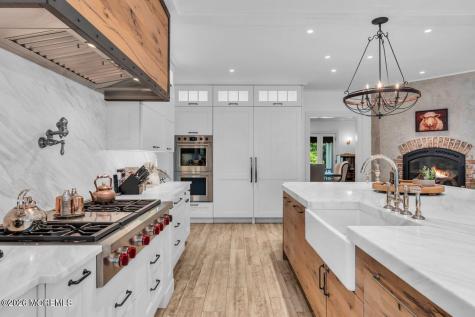8 Ridge Road Rumson NJ 07760