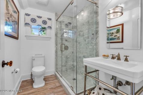 8 Ridge Road Rumson NJ 07760