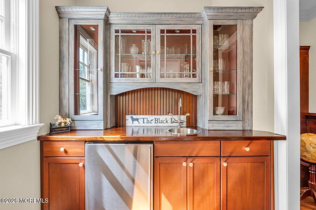 8 Ridge Road Rumson NJ 07760