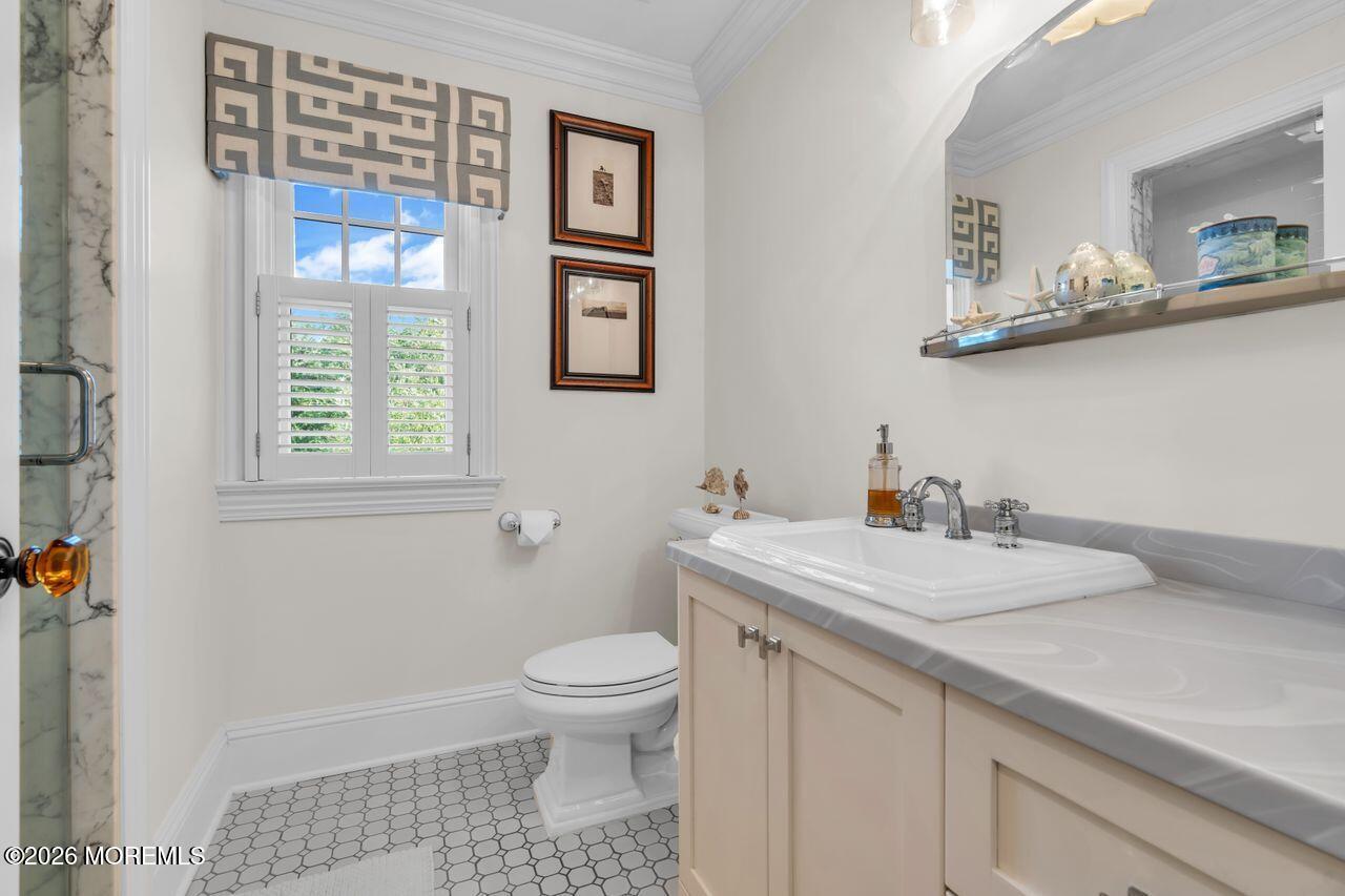 8 Ridge Road Rumson NJ 07760