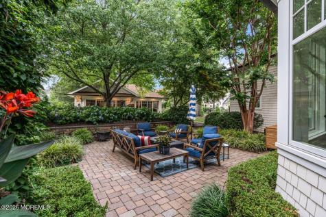 8 Ridge Road Rumson NJ 07760
