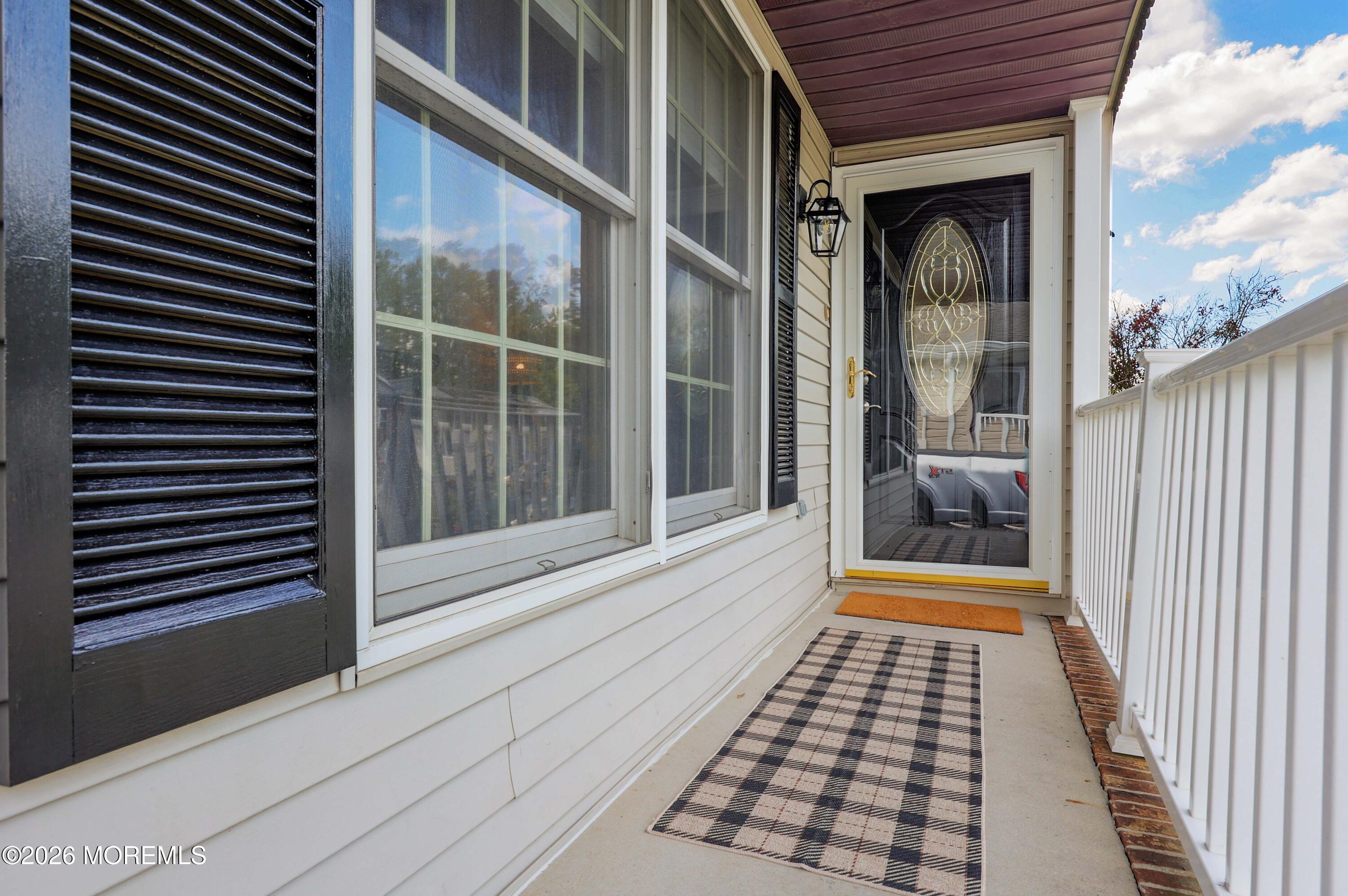16 Pine Tree Lane Manalapan NJ 07726