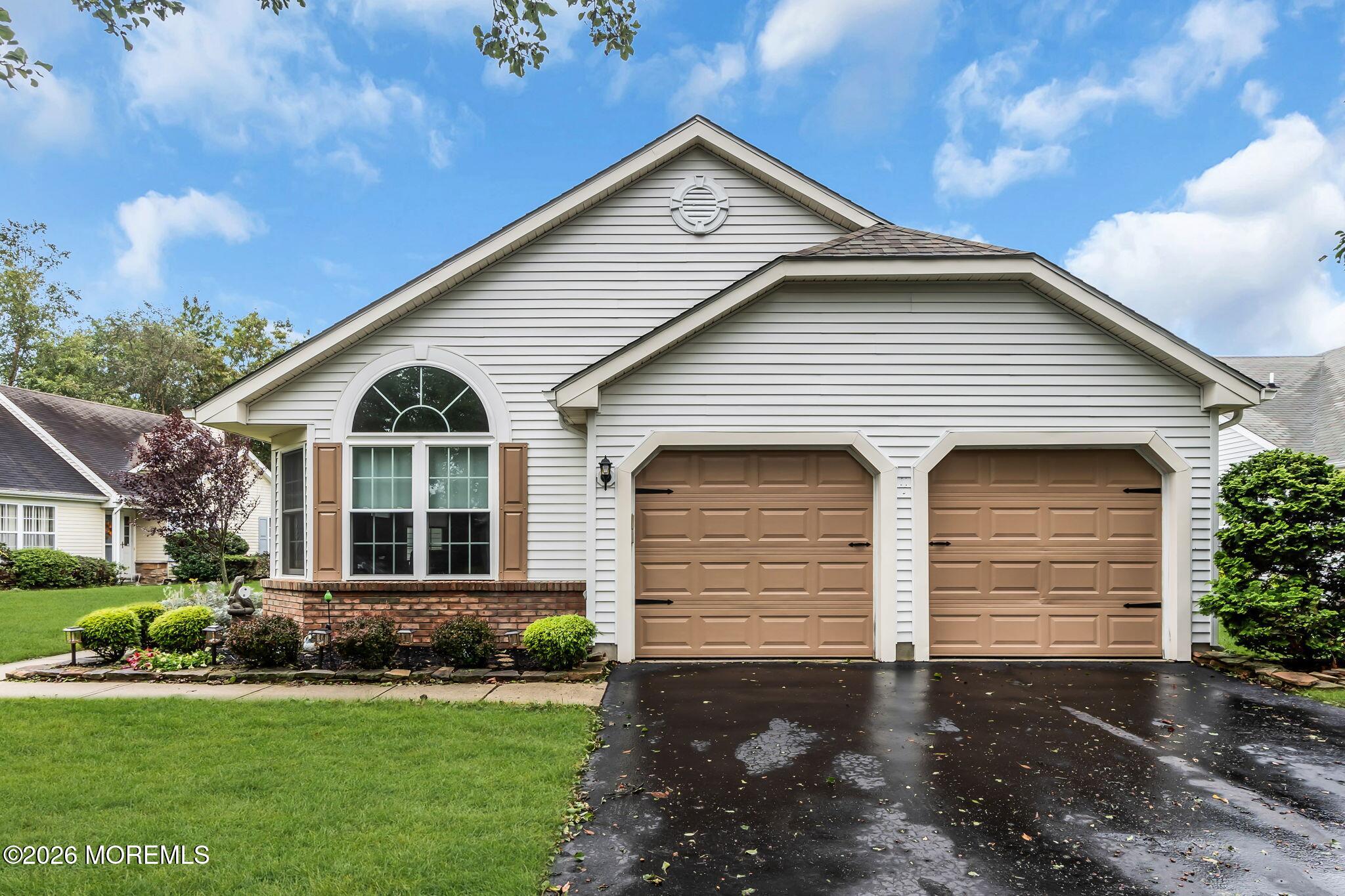 6 Winding River Road Lakewood NJ 08701