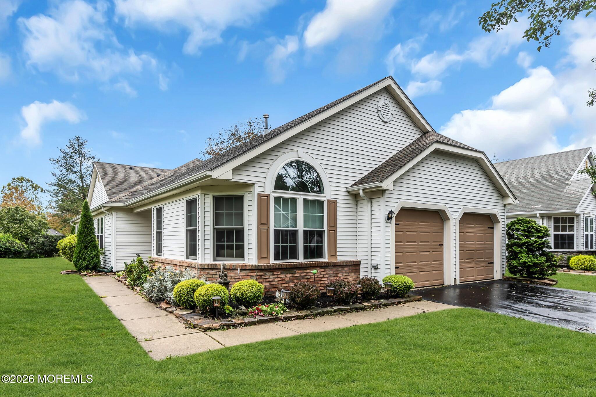 6 Winding River Road Lakewood NJ 08701
