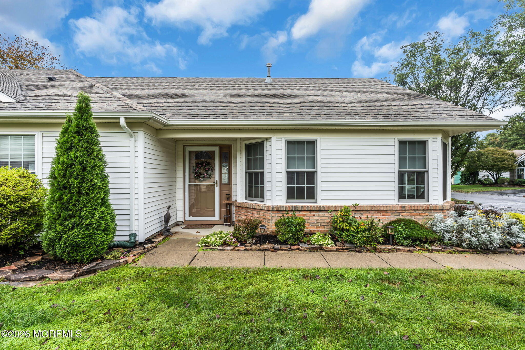 6 Winding River Road Lakewood NJ 08701