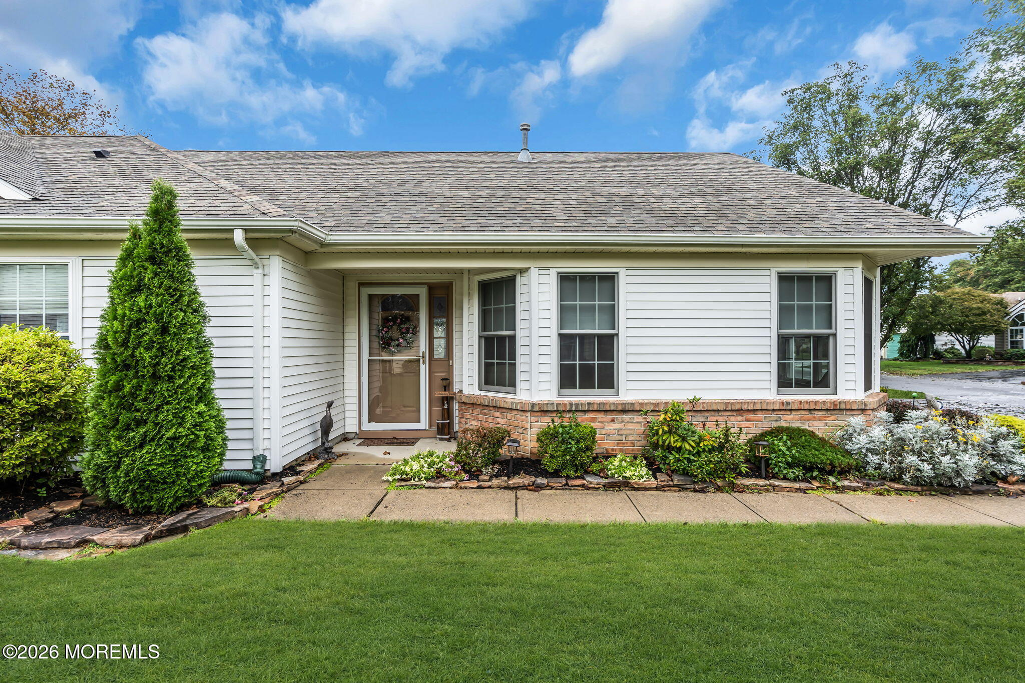 6 Winding River Road Lakewood NJ 08701