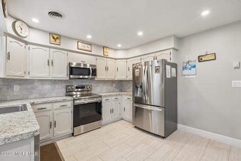 32 A Franklin Lane Whiting NJ 08759