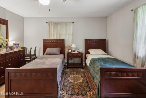 32 A Franklin Lane Whiting NJ 08759