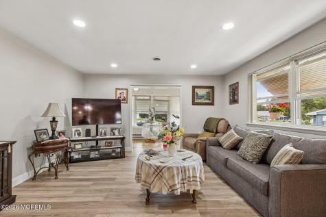 32 A Franklin Lane Whiting NJ 08759