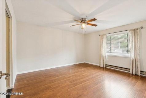 70 Overlook Way Manalapan NJ 07726