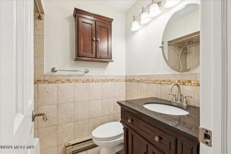 70 Overlook Way Manalapan NJ 07726