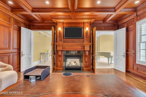 934 Navesink River Road Rumson NJ 07760