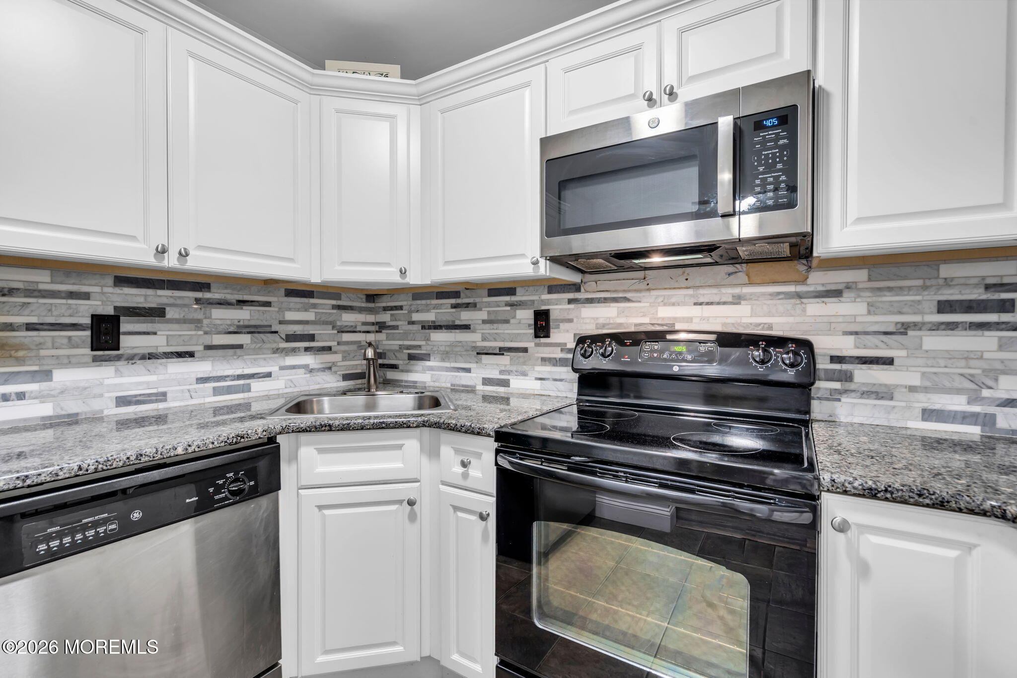 87 Arrowood Road Manalapan NJ 07726