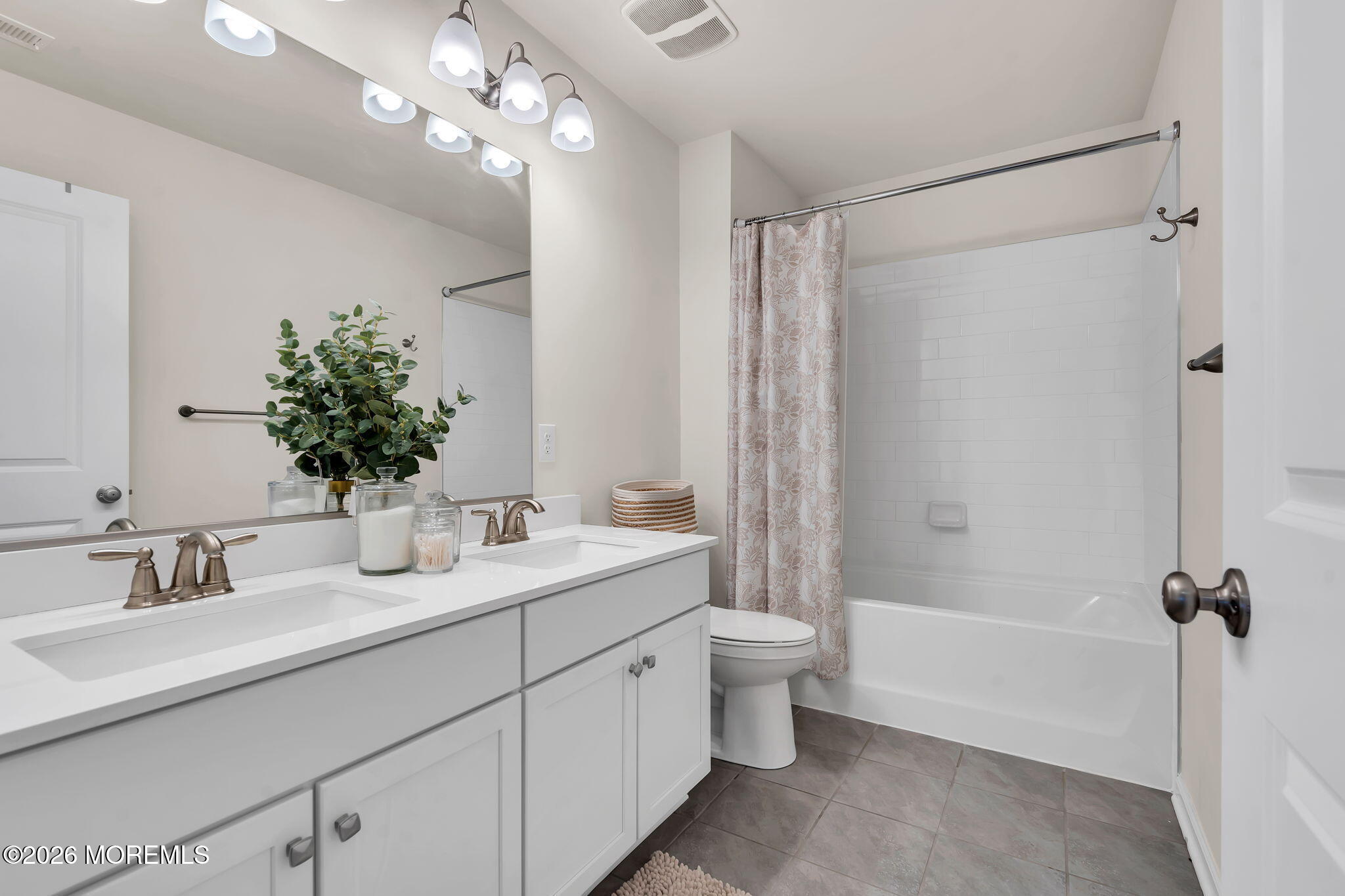 99 Bennet Lane Manahawkin NJ 08050