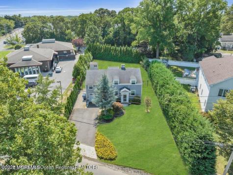 206 S Lincoln Avenue Oakhurst NJ 07755