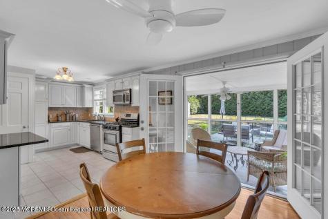 206 S Lincoln Avenue Oakhurst NJ 07755
