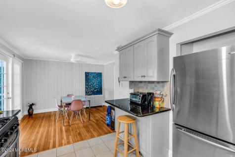 206 S Lincoln Avenue Oakhurst NJ 07755