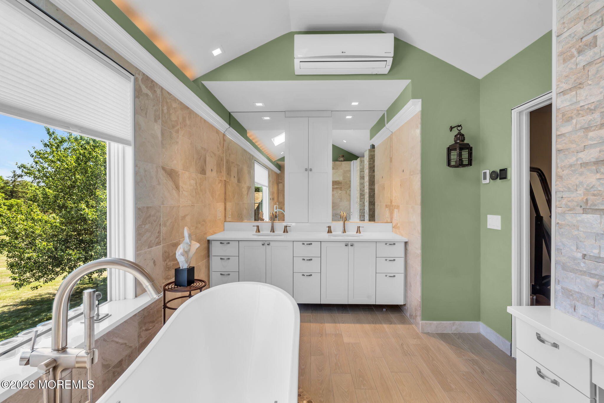 16 Groendyke Circle Millstone NJ 08535