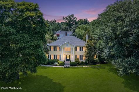 242 Williamsburg Drive Shrewsbury Boro NJ 07702