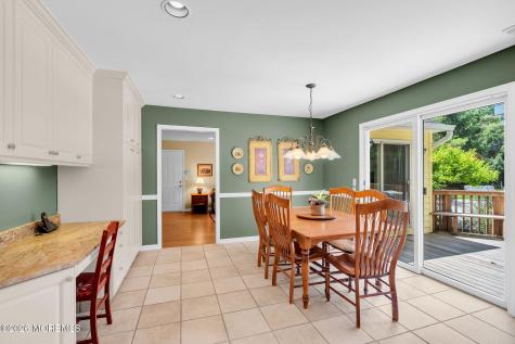 242 Williamsburg Drive Shrewsbury Boro NJ 07702