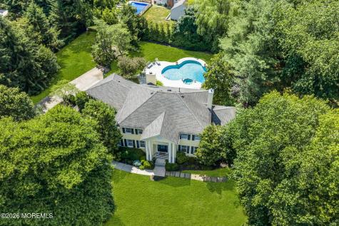 242 Williamsburg Drive Shrewsbury Boro NJ 07702