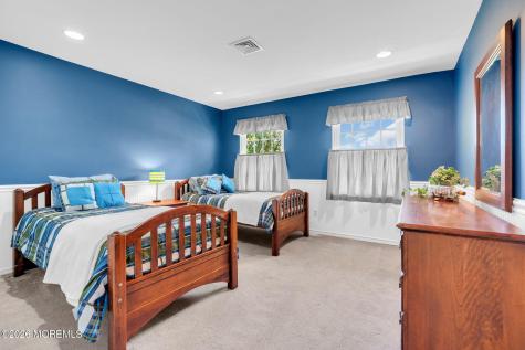242 Williamsburg Drive Shrewsbury Boro NJ 07702