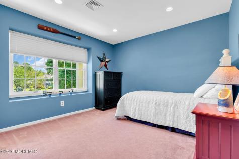 242 Williamsburg Drive Shrewsbury Boro NJ 07702