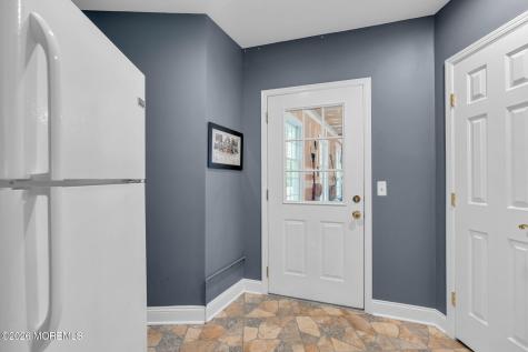 242 Williamsburg Drive Shrewsbury Boro NJ 07702