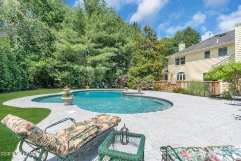 242 Williamsburg Drive Shrewsbury Boro NJ 07702
