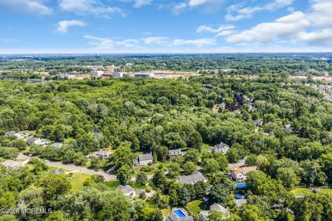 242 Williamsburg Drive Shrewsbury Boro NJ 07702