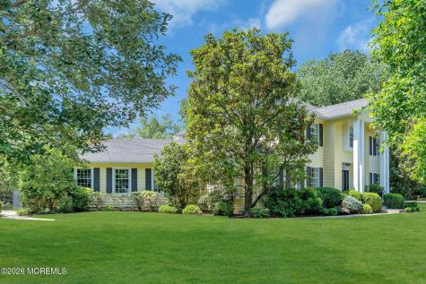 242 Williamsburg Drive Shrewsbury Boro NJ 07702