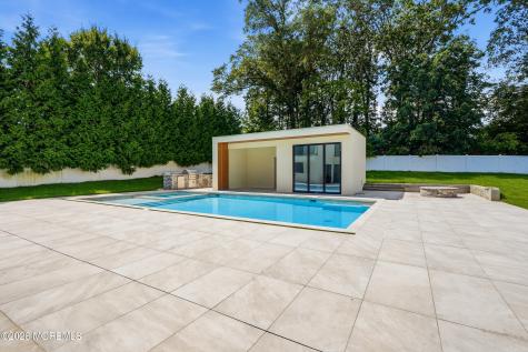 46 Whalepond Road Oakhurst NJ 07755