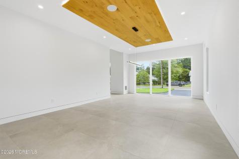 46 Whalepond Road Oakhurst NJ 07755